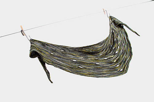 Ravelry: Radium pattern by Nicola Susen