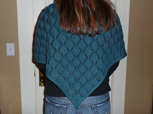 Ravelry: 21/33 Triangular Shawl pattern by Rebecca Design Team