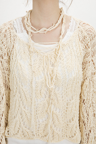 Lacey Summer Pullover & Lariat photo 3