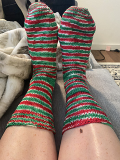 Ravelry: Nikk12's Christmas Magic Toe Up Socks