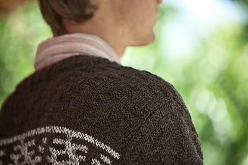Ravelry: Chincoteague Cardigan pattern by Daniela Nii