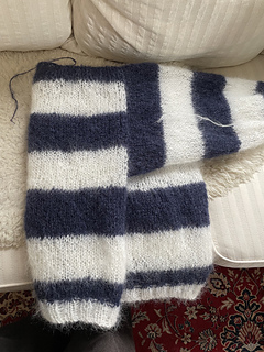 Seaside Sweater parallell stripes