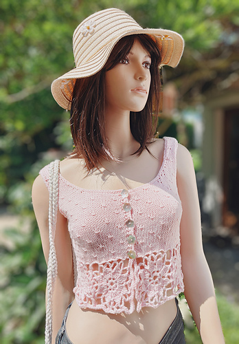 64-8 Short top with crochet flower squares photo 2