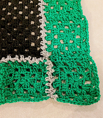 The border adds the perfect finishing touch - calm, simple, and beautiful.