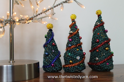 Ravelry: Easy Knitted Christmas Tree pattern by TheTwistedYarn blog