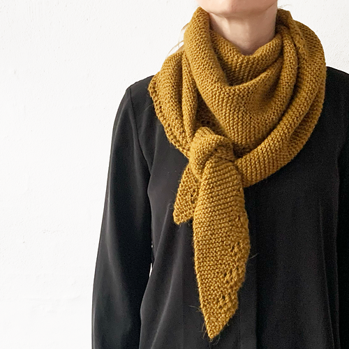 Ravelry Scalloped Shawl pattern by Lene Rix