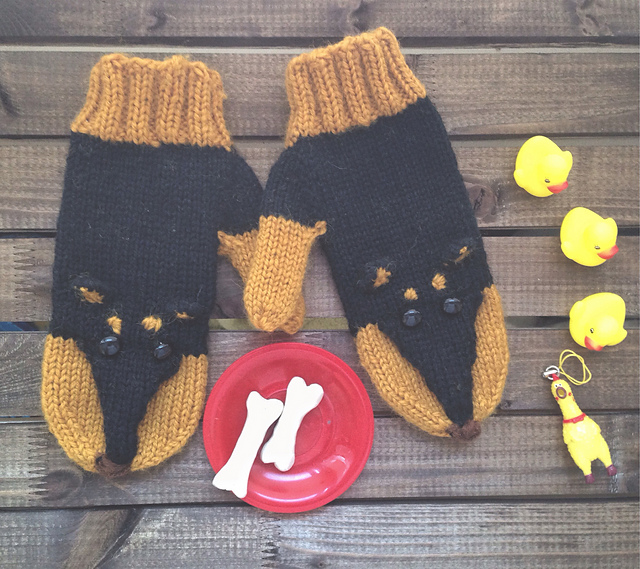 Ravelry Winter Dogs Mittens pattern by Olya Yakushkina
