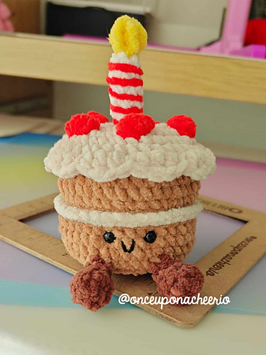 Jellycat Birthday Cake photo 4