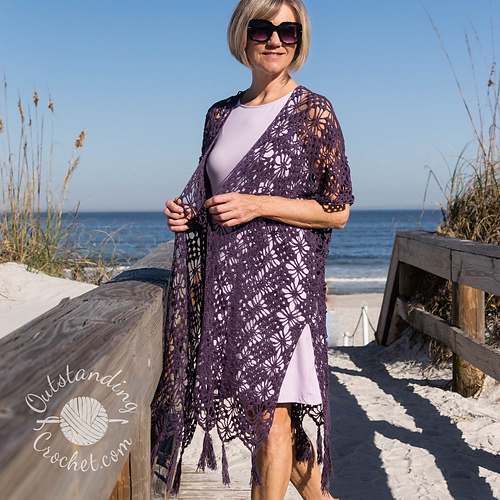 Ravelry: Aluna Wrap pattern by Natalia Kononova