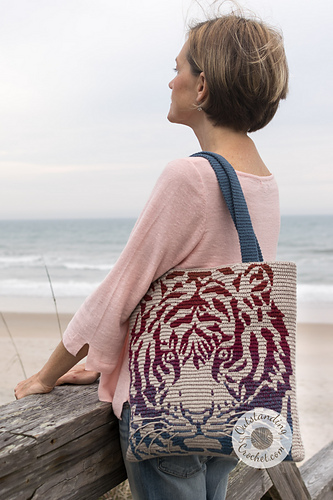 Ravelry: Tiger Mosaic Bag / Pillow pattern by Natalia Kononova