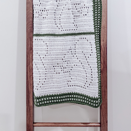 Sandra ( Squirrel ) Blanket - Owl B. Hooked
