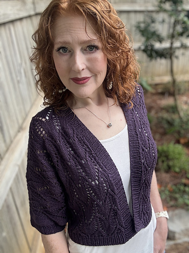 Chevron Belle Shrug - byPaisleyPurlYarn