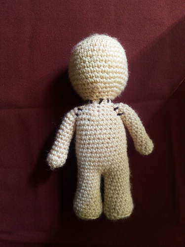 Heklet Voodoo-dukke - Coel Janes Riley