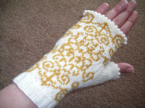 The Hermitage: Mittens and Fingerless Gloves photo 2