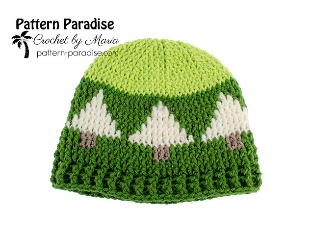 Christmas Tree Hat pattern by Maria Bittner