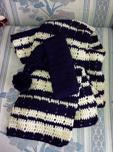 Shades of Grey Ski Band, Scarf & Bag: Ski Band photo 2