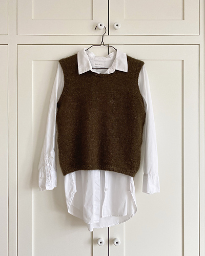 Stockholm Slipover - PetiteKnit