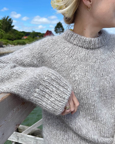 Novice Sweater - Chunky Edition - PetiteKnit