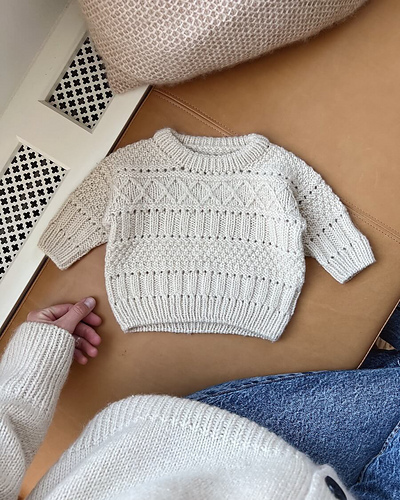 First baby knit finished (with only 3 weeks left til my due