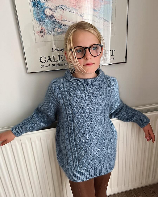 Ravelry: Moby Sweater Junior pattern by 