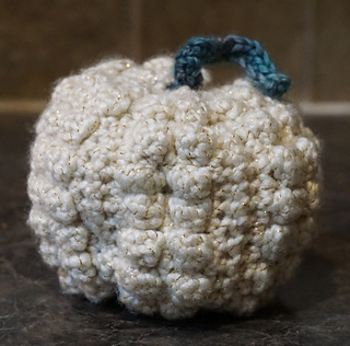 I was expermenting to see if making him lumpy made him look more authentic. So, yes, the lumps were put there by me.