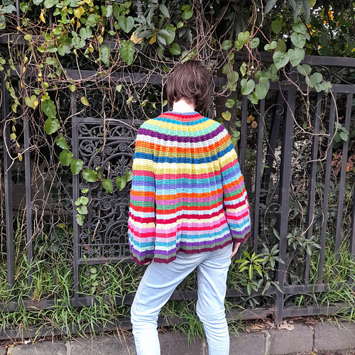 Ravelry: Sunray Pleat Pullover pattern by Isabelle Rudolph