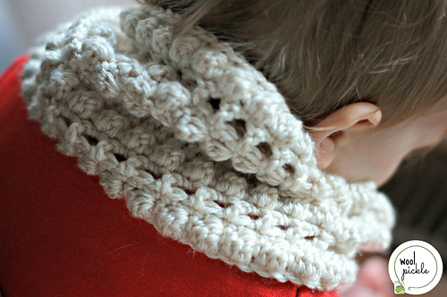 Bonjour (not just a) Baby Cowl photo 8