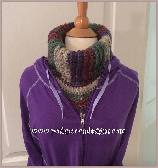 Ravelry: Dreamy Turtleneck Cowl pattern 