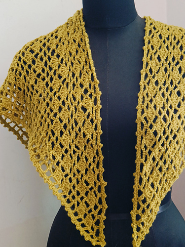 Verona triangle shawl