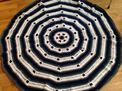 Circle of Love Afghan photo 2