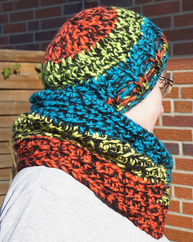 One-hour winter hat photo 2