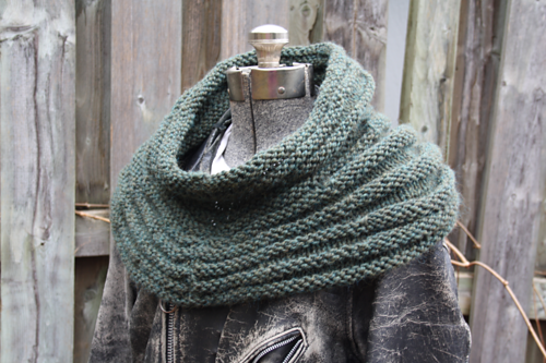 Skraeling Cowl - Raven Knits Design