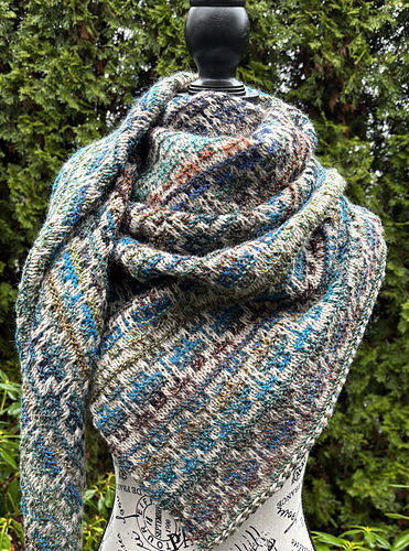 Raven's Courtyard Garden Wrap