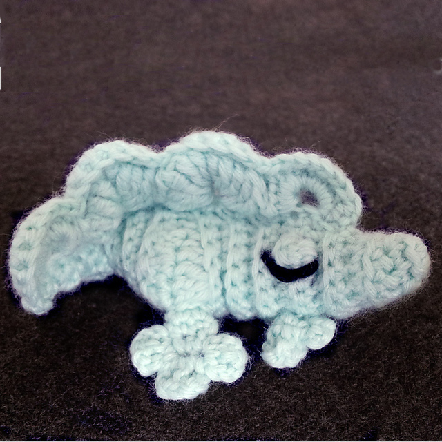 Let sleeping crocs lie, crocodile amigurumi toy