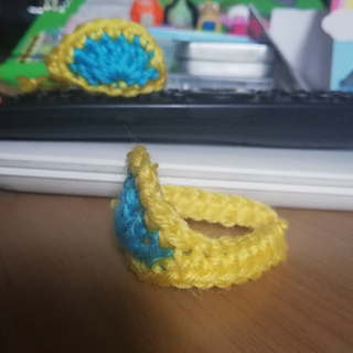 18/06/20 - Side view of wristlet