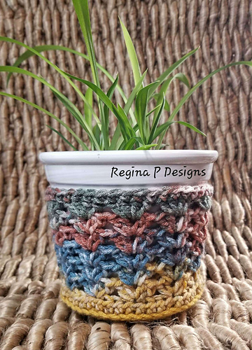 Shelly Plant Cozy