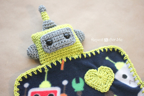Robot Lovey Blanket photo 3
