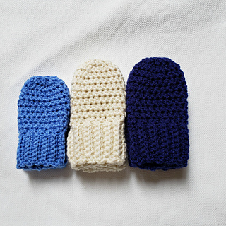 Buttonless Easy-On No Scratch Baby Mitts Free Crochet Pattern by Oombawka Design Crochet