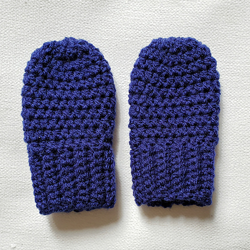 Ravelry EasyOn No Scratch Baby Mittens pattern by Rhondda Mol