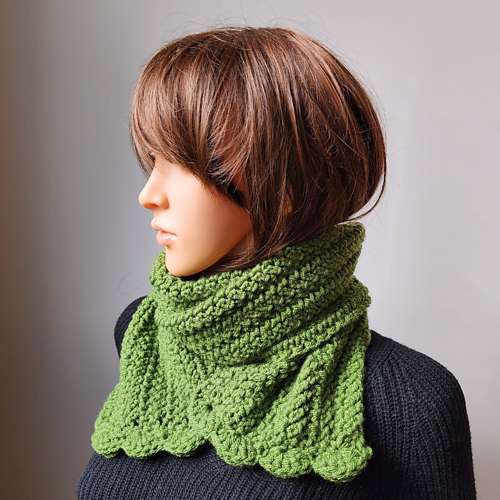 Ravelry: Herringbone Double Scarf pattern by Rhondda Mol (Oombawka Design)