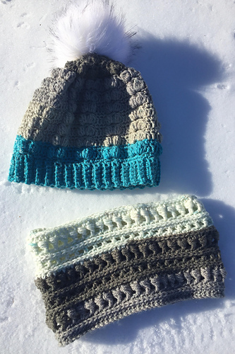 Paired Up Toque photo 3
