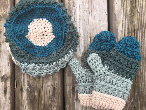 Windy Pines Mittens photo 5
