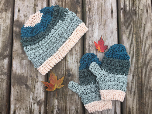 Windy Pines Mittens photo 4