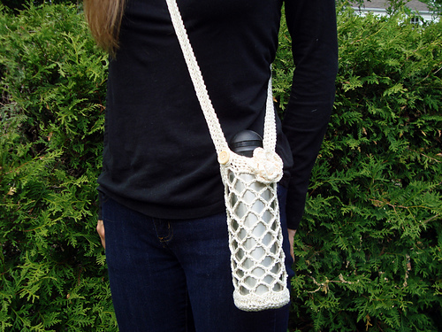 Diamond Mesh Water Bottle Holder photo 3