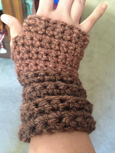 Ginger Spice Ponytail Ear Warmer & Gloves photo 7