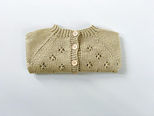 YngridCardigan photo 4
