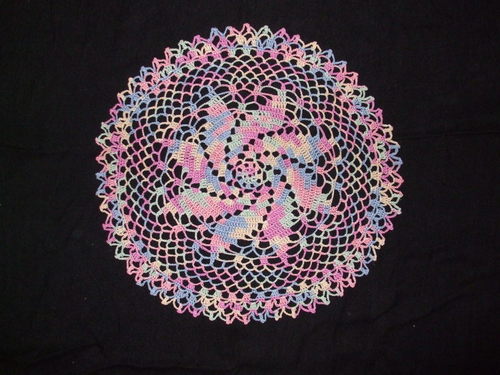 Ravelry: Pinwheel Doily pattern by American Thread Company
