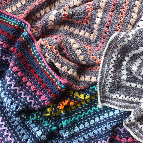 Trehundre og treble-gress Blanket - Rosie Forth