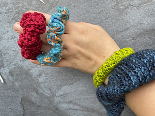 Ravelry: Scrunchie Stack pattern by Ruth Brasch