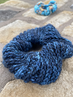 Ravelry: Scrunchie Stack pattern by Ruth Brasch